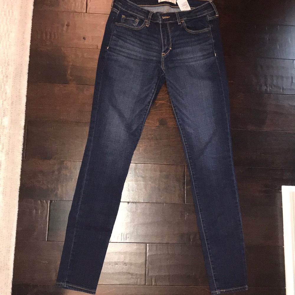 Gently used skinny jeans.
